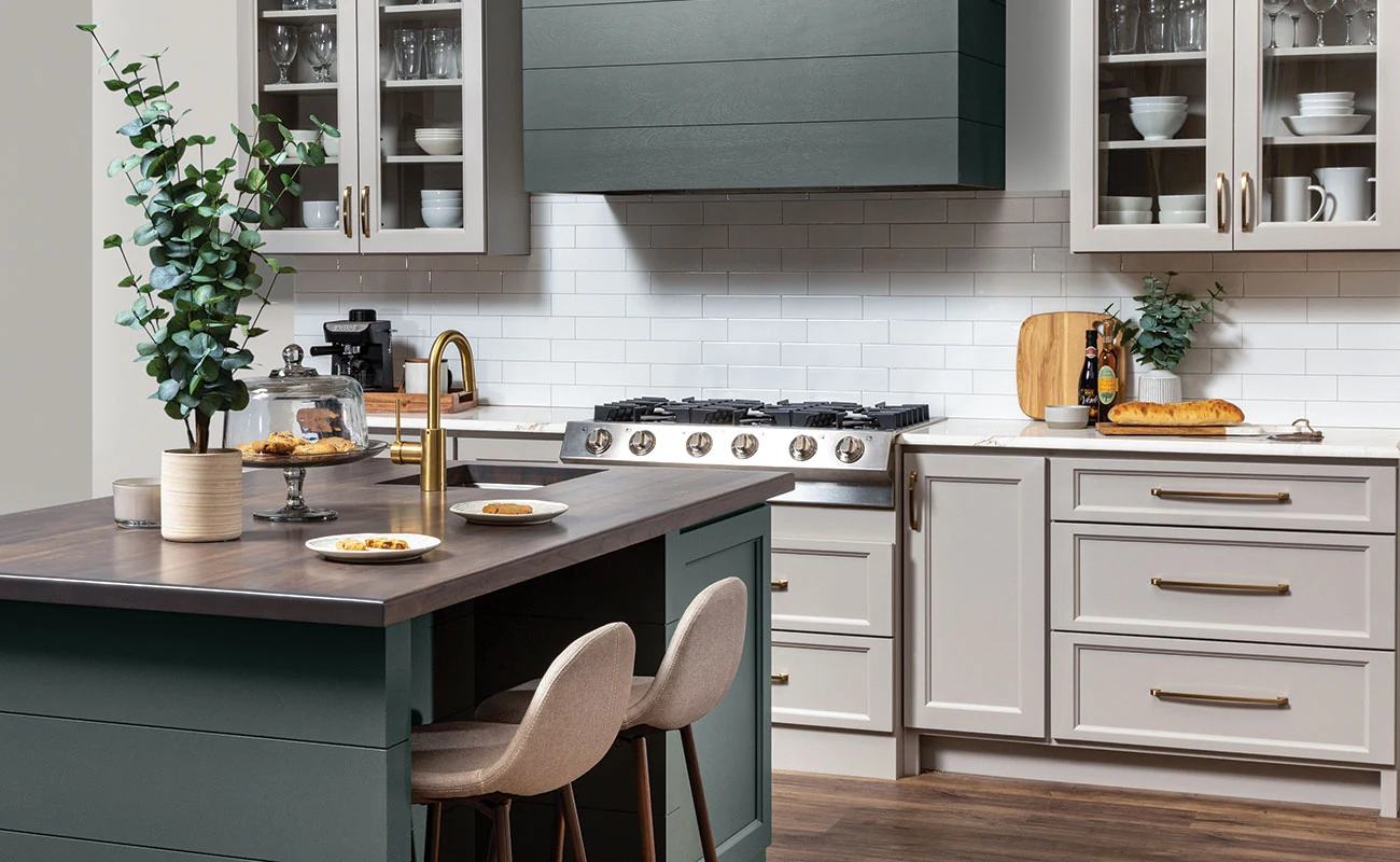 Bertch Huntington modern hunter-green flat-panel kitchen
