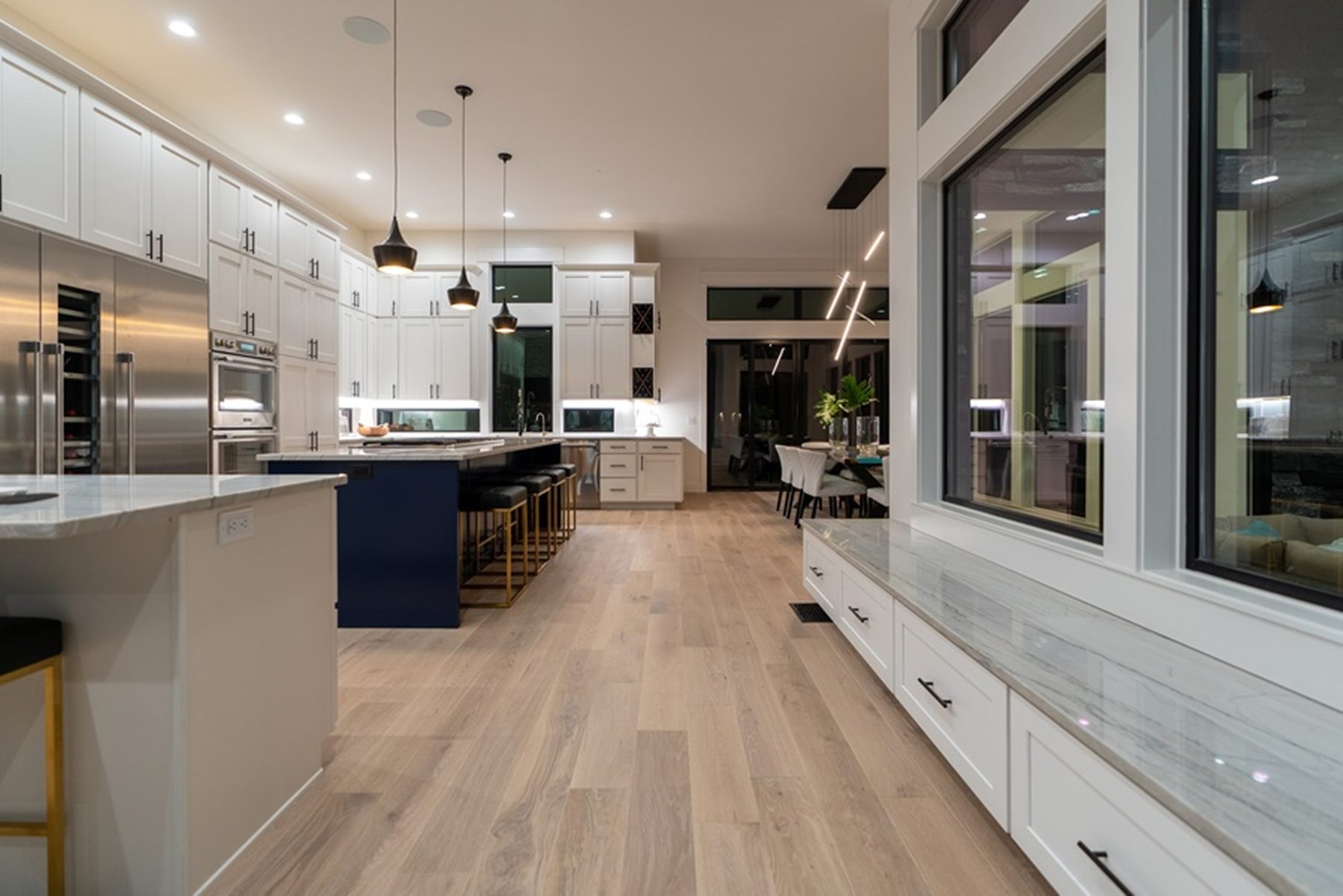 Crown Bigcreek designer-white shaker kitchen